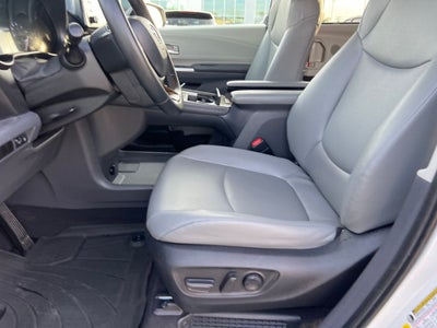 2022 Toyota Sienna XLE