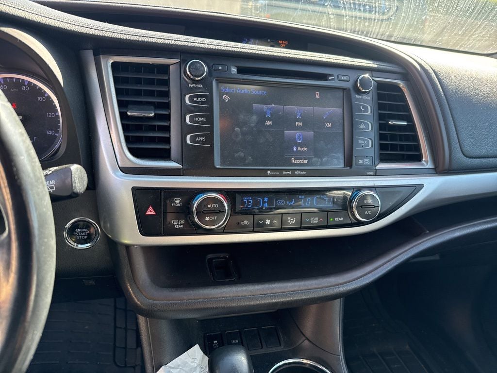 2019 Toyota Highlander SE