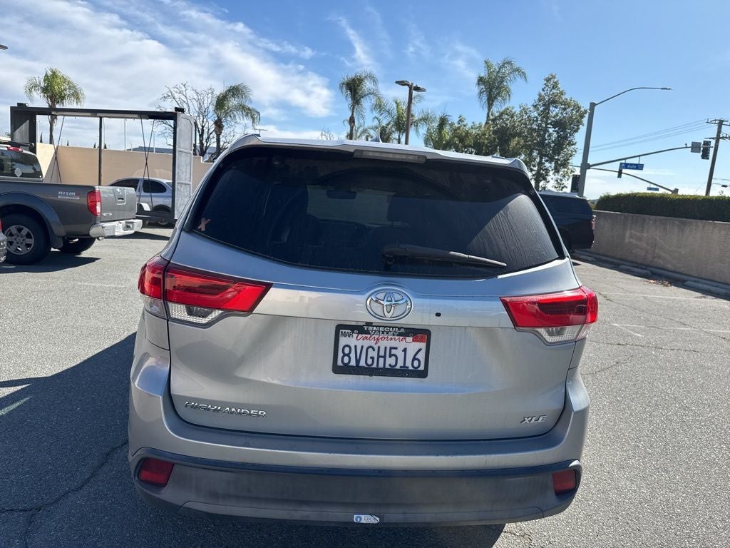 2019 Toyota Highlander SE