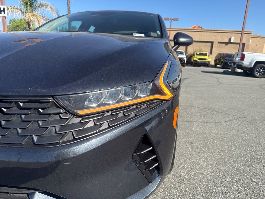 2022 Kia K5 LXS