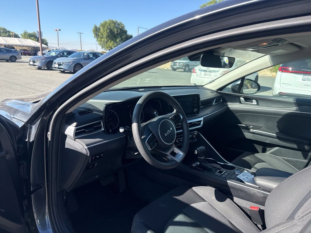2022 Kia K5 LXS