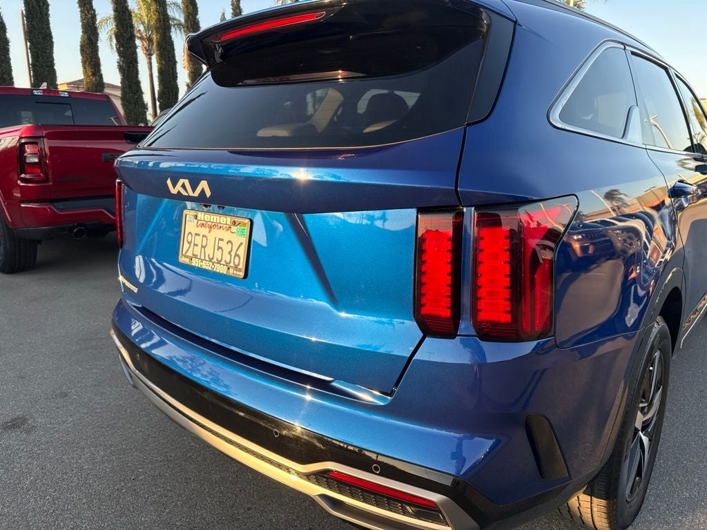 2023 Kia Sorento S
