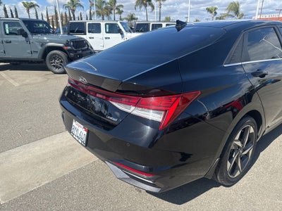 2022 Hyundai Elantra Limited
