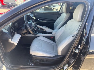 2022 Hyundai Elantra Limited