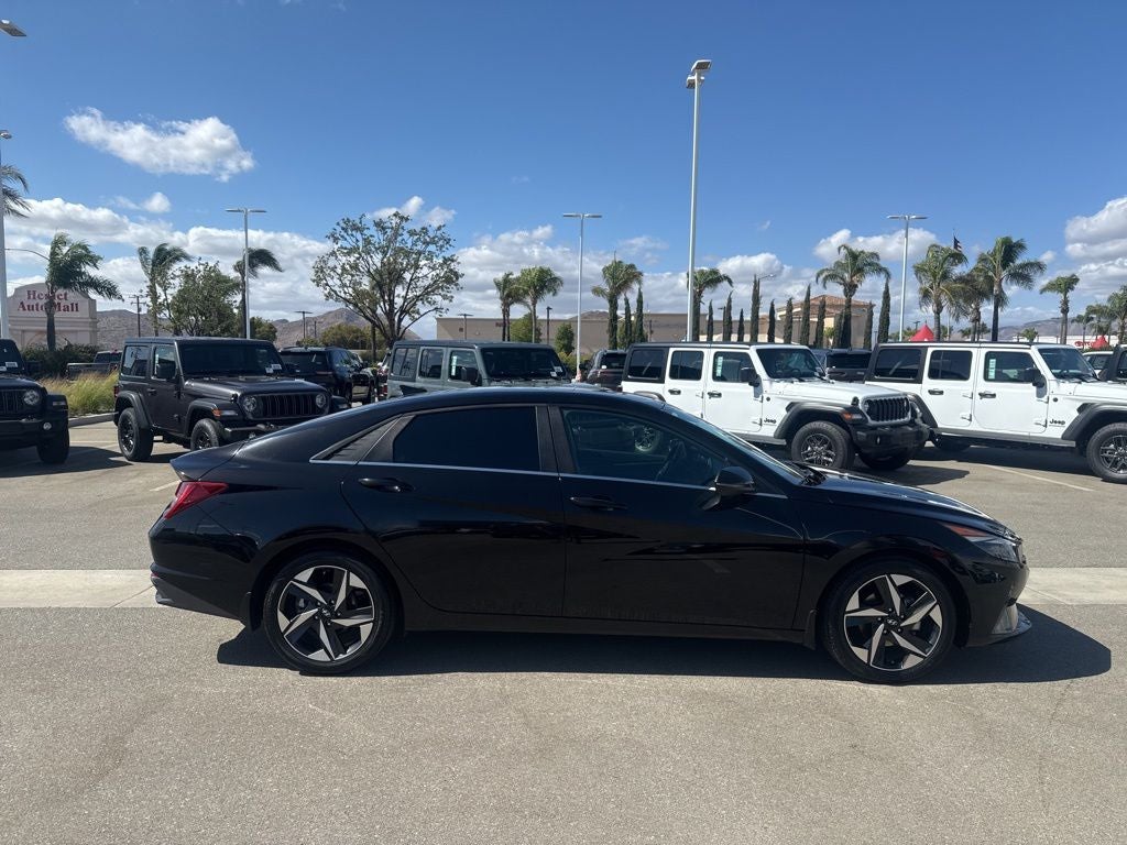 2022 Hyundai Elantra Limited