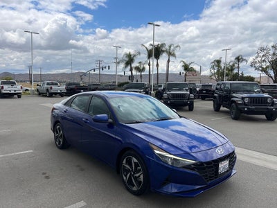 2023 Hyundai Elantra SEL