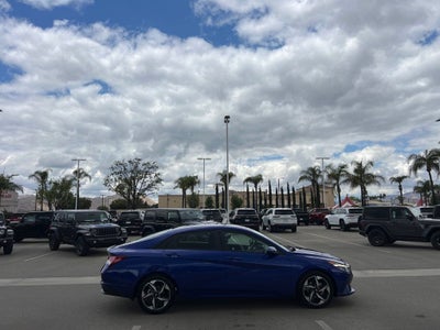 2023 Hyundai Elantra SEL