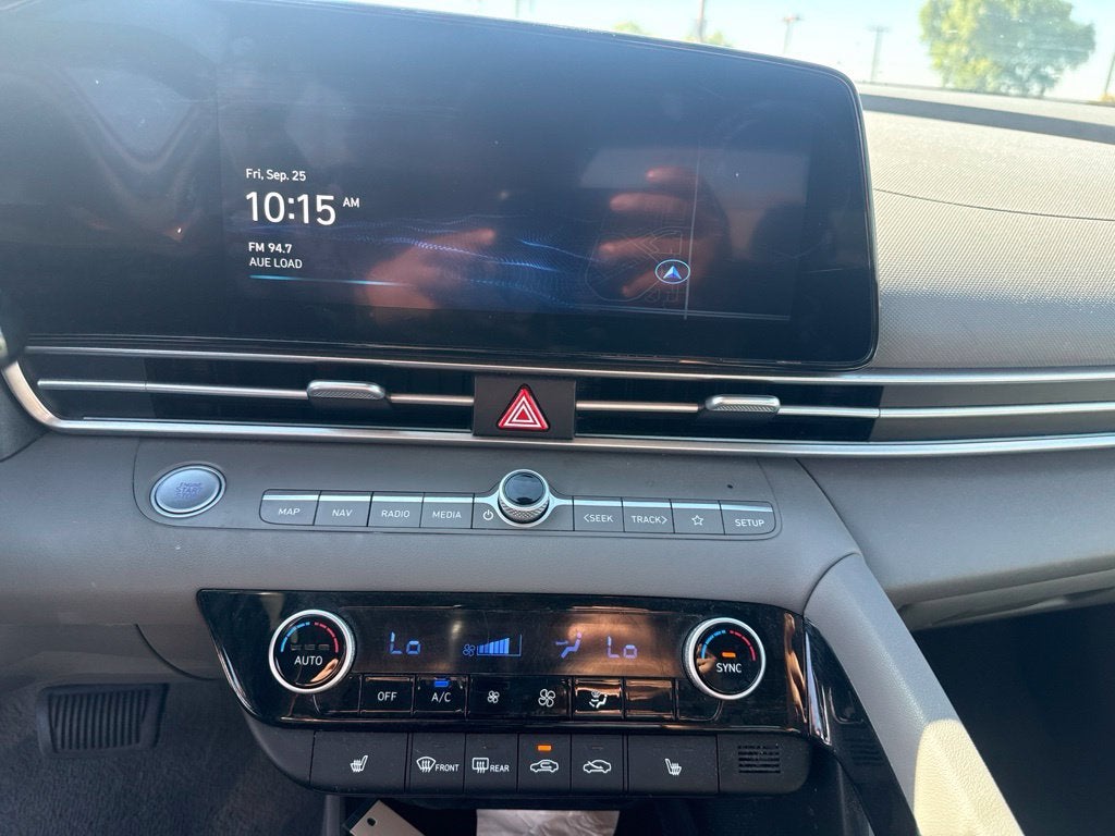 2025 Hyundai Elantra SEL Convenience