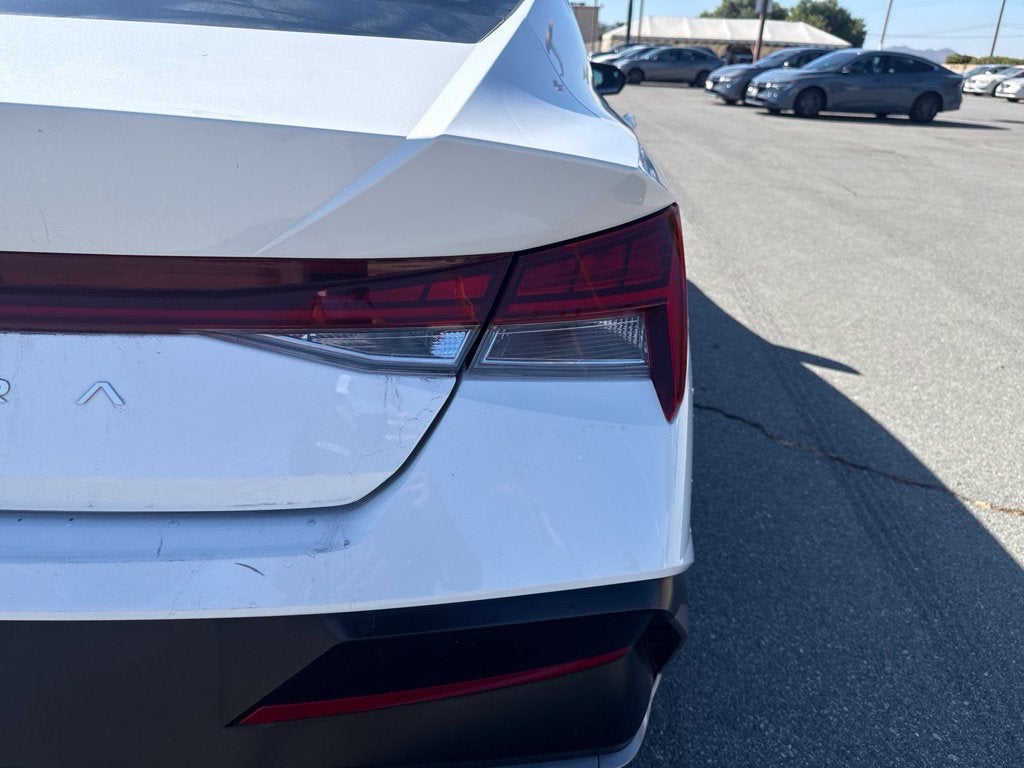 2025 Hyundai Elantra SEL Convenience