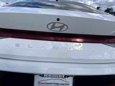 2025 Hyundai Elantra SEL Convenience