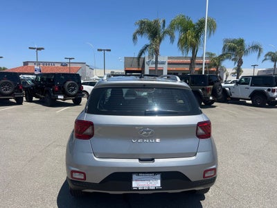 2025 Hyundai Venue SEL