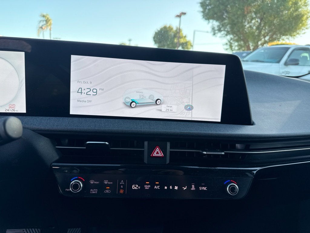 2024 Kia EV6 Light