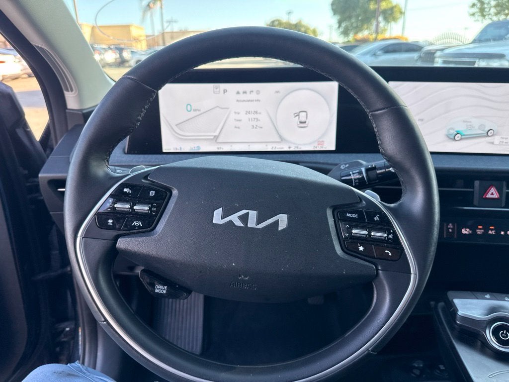 2024 Kia EV6 Light