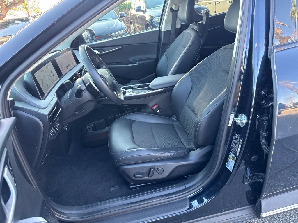 2024 Kia EV6 Light