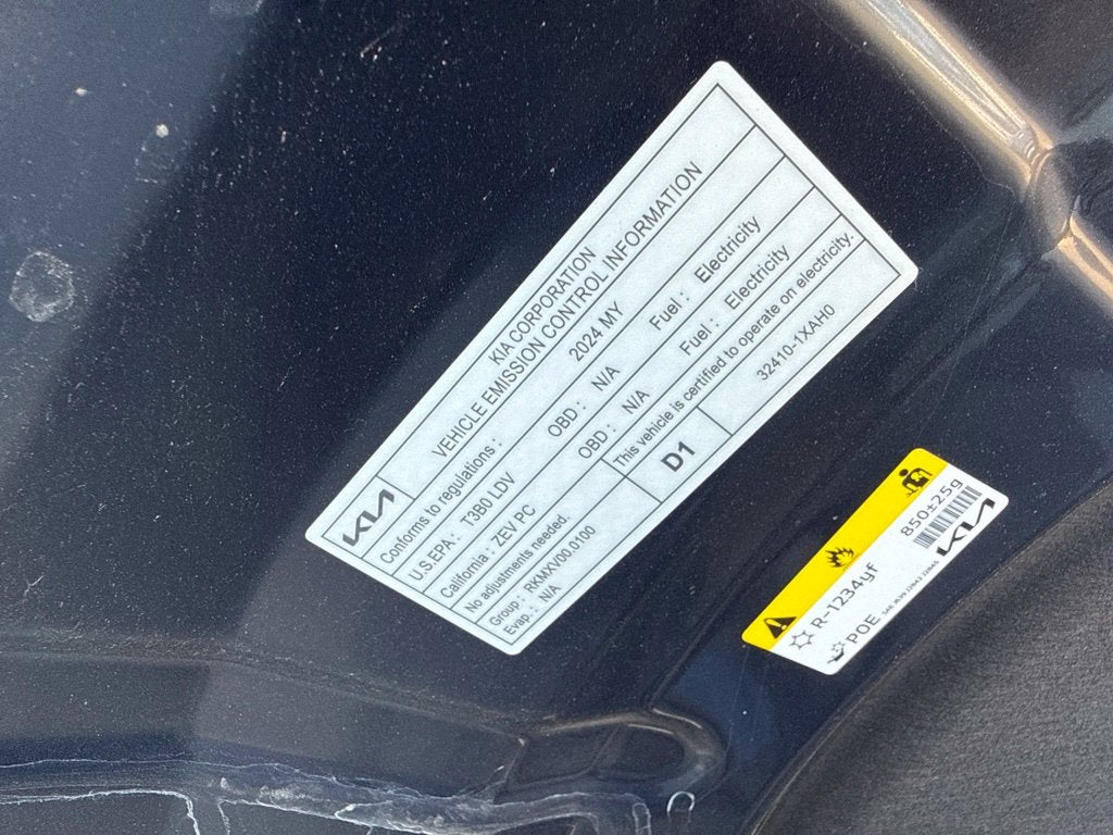 2024 Kia EV6 Light