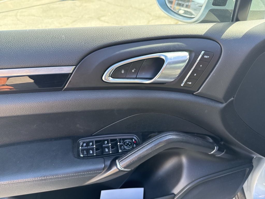 2018 Porsche Cayenne Base