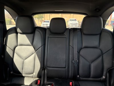 2018 Porsche Cayenne Base