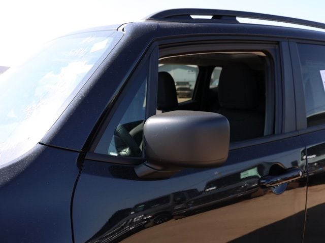 2023 Jeep Renegade Latitude 4X4 SUV