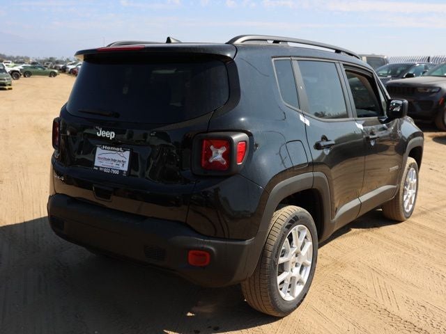 2023 Jeep Renegade Latitude 4X4 SUV