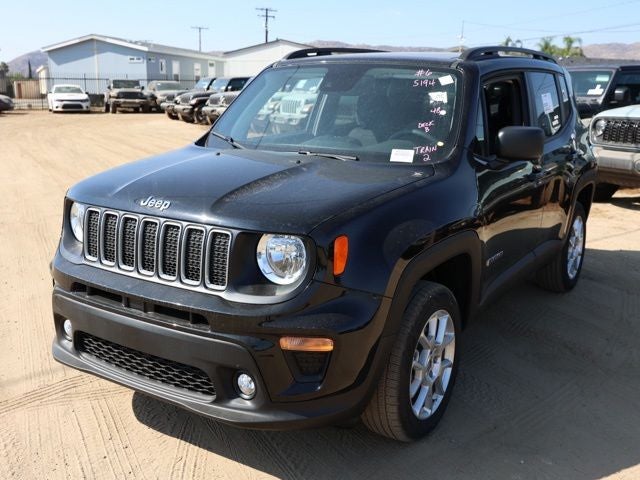 2023 Jeep Renegade Latitude 4X4 SUV