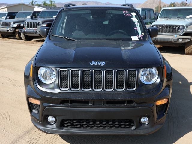 2023 Jeep Renegade Latitude 4X4 SUV